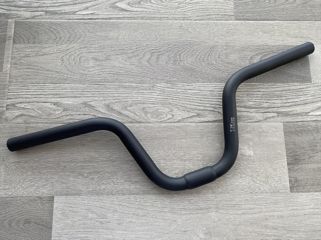 パーツ Brompfication Black Titanium Handlebar Brompfication - Titanium Handlebar - Black Edition