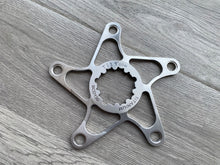 Lade das Bild in den Galerie-Viewer, Titanium Spider BCD104/110/130,   3Bolts/8Bolts For EEWINGS /5DEV
